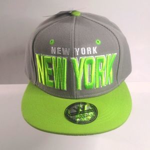 NWT "New York"  W Premium Adjustable Snapback